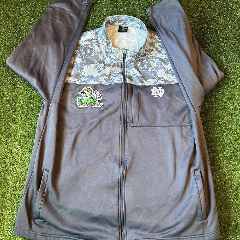 Colosseum Men's Grey and Blue Jacket